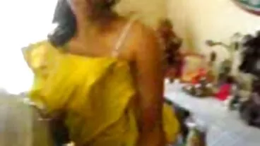বেহায়া এশিয়ান ম্যাসেজ সঙ্গে বিশাল ভিজা গাধা এবং চুষা নতুন চোদা চুদি একটি বিশাল মোরগ আগে জাম্পিং উপর এটা